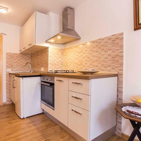 Apartment Premsai ロヴィニ エクステリア 写真