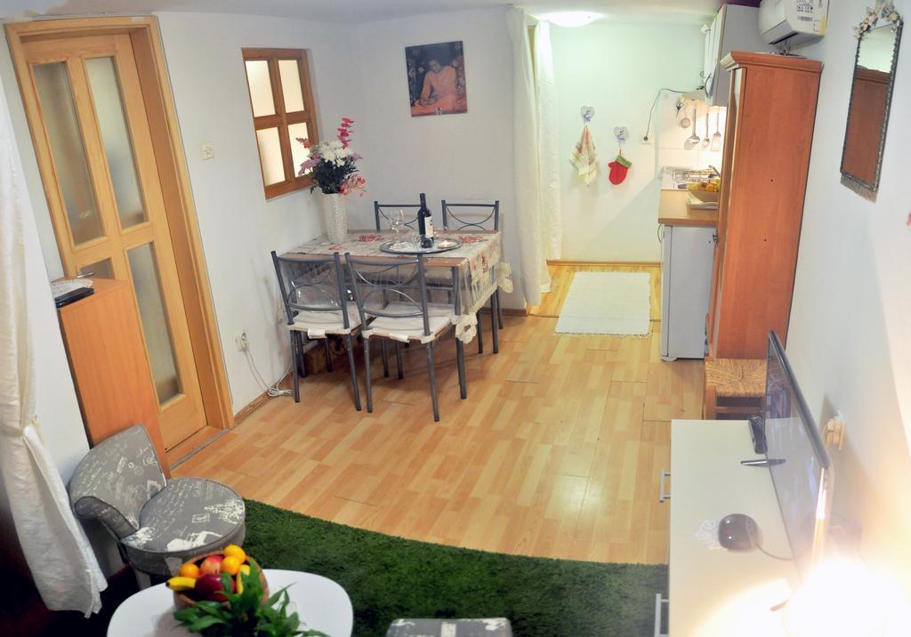Apartment Premsai ロヴィニ エクステリア 写真