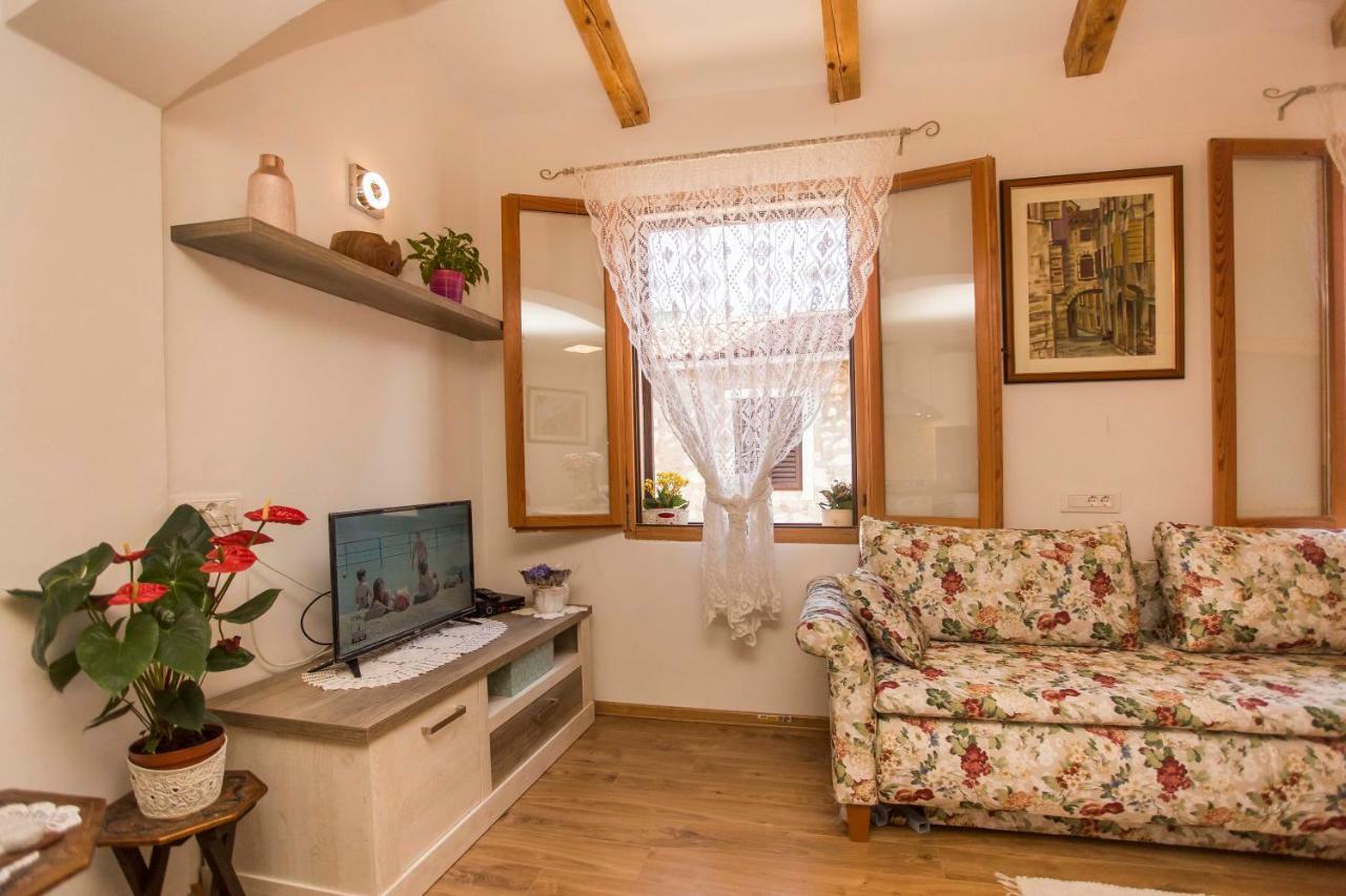 Apartment Premsai ロヴィニ エクステリア 写真